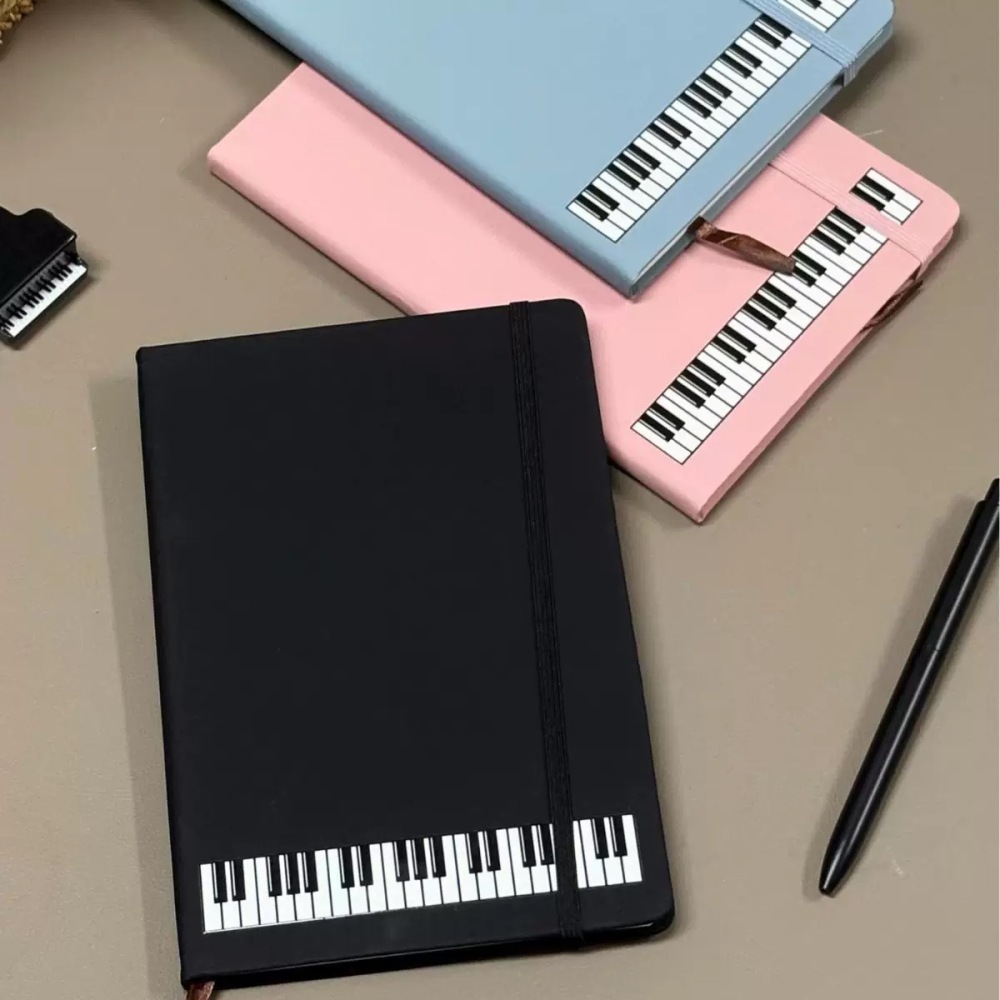 Blank Sheet Music Notebook - 음악 테마 노트북 피아노 스타일 저널